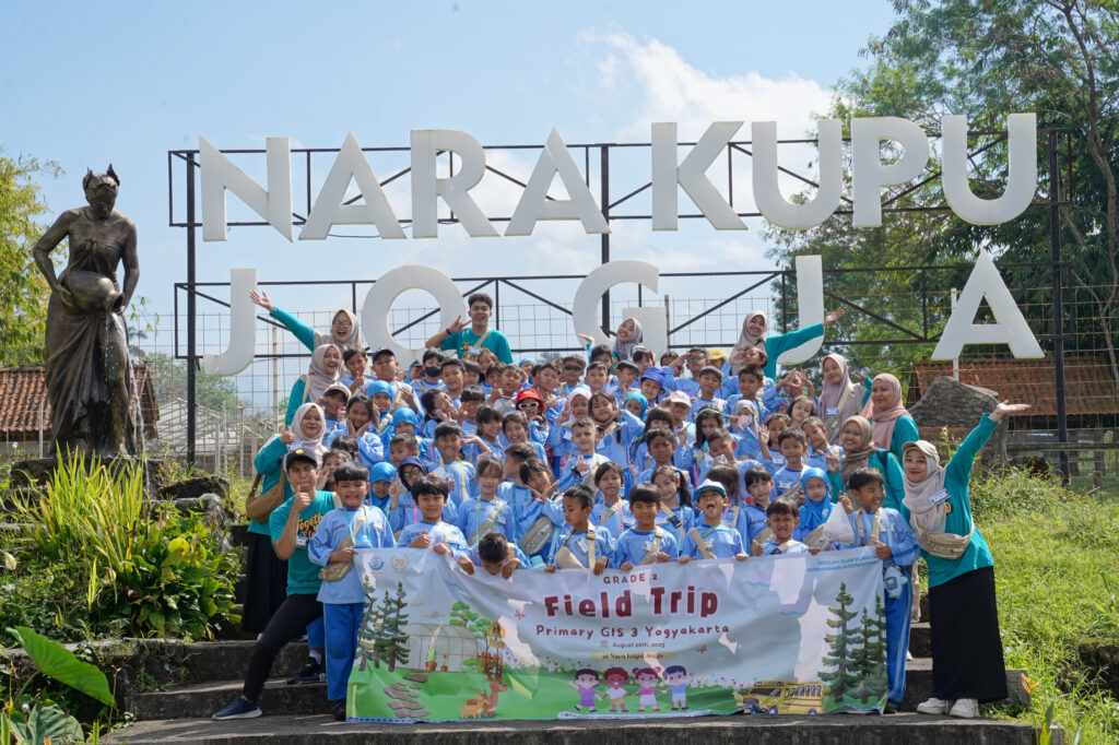 Nature as Classroom: Grade 2’s Exploratory Day at Nara Kupu (Dokumentasi oleh Tim Humas GIS 3 Jogja)