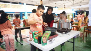 Melalui Market Day, siswa dilatih untuk mandiri dan memahami praktik jual beli
